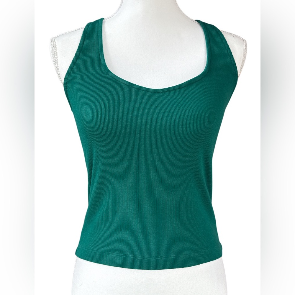 Maeve Fitted Sleeveless Green Tank Top size M